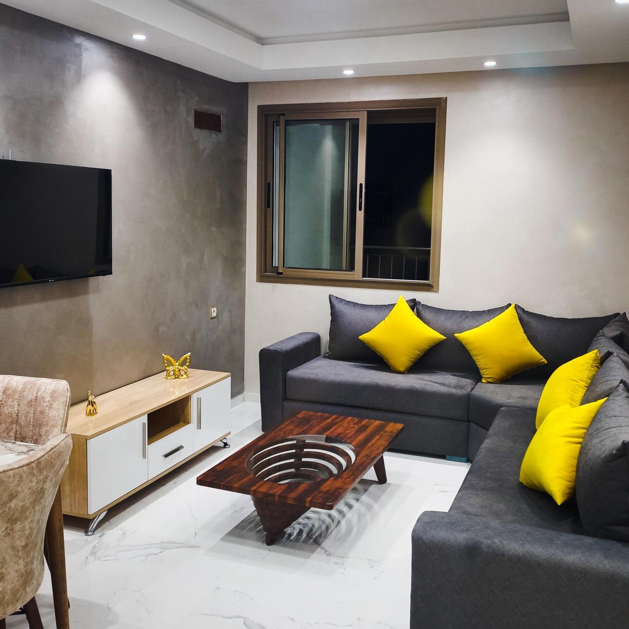 Super Apartement Totalement Neuf Et Climatise A Cote Du Centre Commercial Marjane M2 Танжер Екстер'єр фото